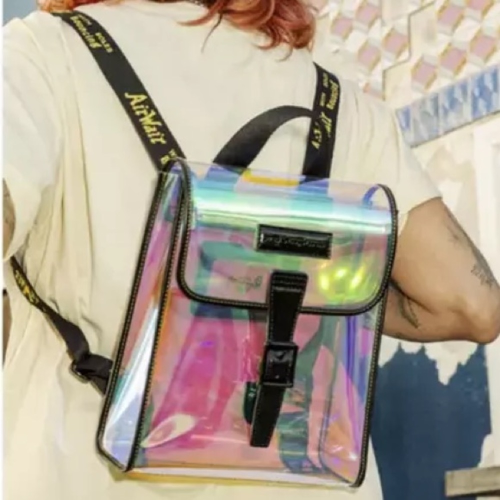 DR. MARTENS
Iridescent Transparent Mini Backpack - Picture 4 of 8